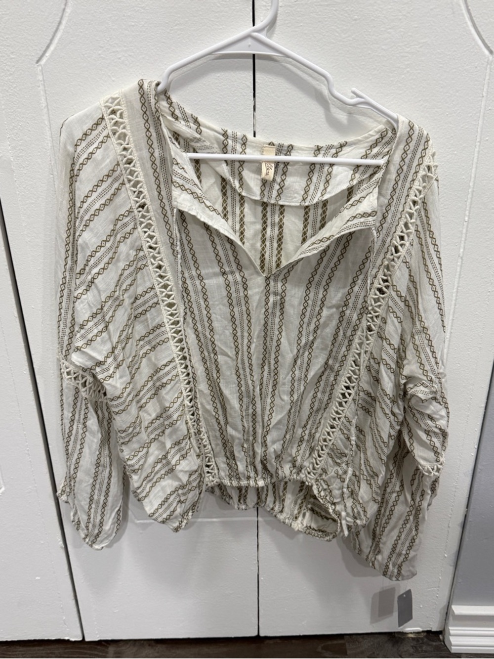 NWT Elan Stripped Long Sleeve Blouse